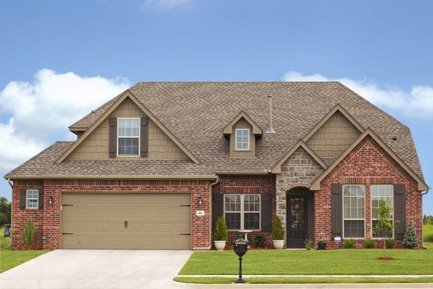 House in Cleburne, TX with new roof by Torres-Boren roofing contractors